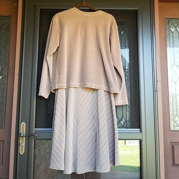 Vintage Tiburon USA taupe velour button jacket, chevron striped A line skirt set - Picture 2 of 8